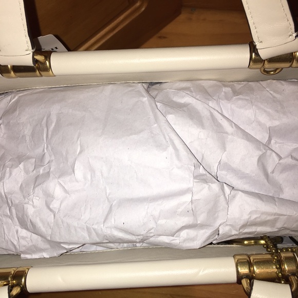 βοΈβοΈβοΈ3X HPβοΈβοΈβοΈ NWT π―% Authentic Coach Quilted Grace Satchel with Rivets - Picture 14 of 16